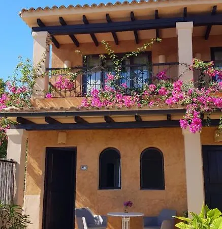 Casa Naya Rural * Sant Llorenç de Balafia